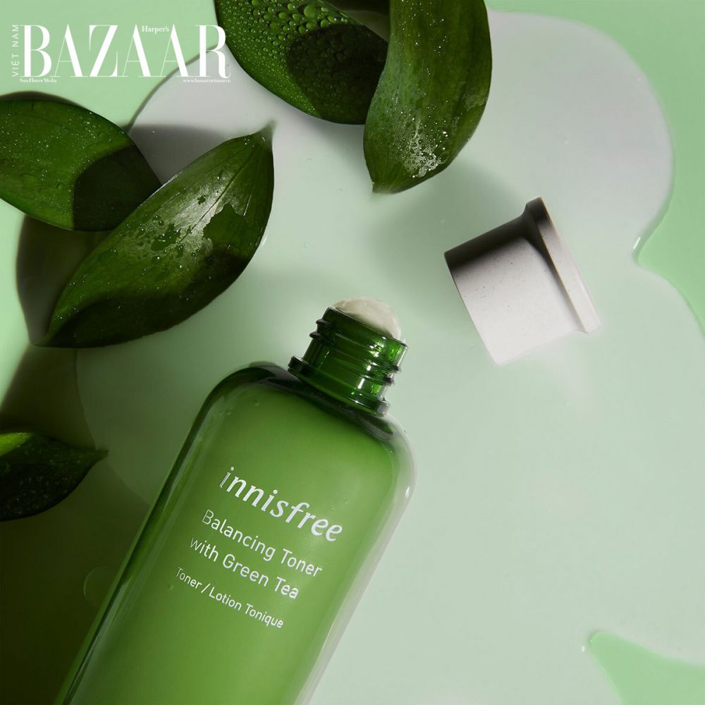 Toner cho da hỗn hợp thiên dầu: Innisfree Green Tea Balancing Skin EX