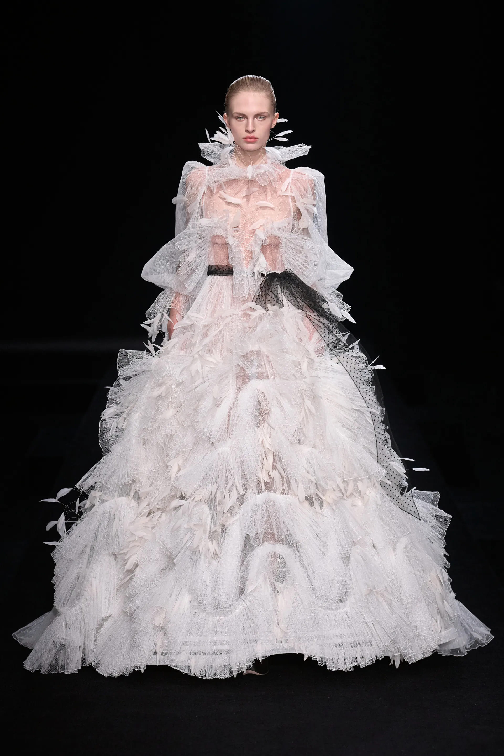 Haute Couture Xuân - Hè 2023 váy cưới