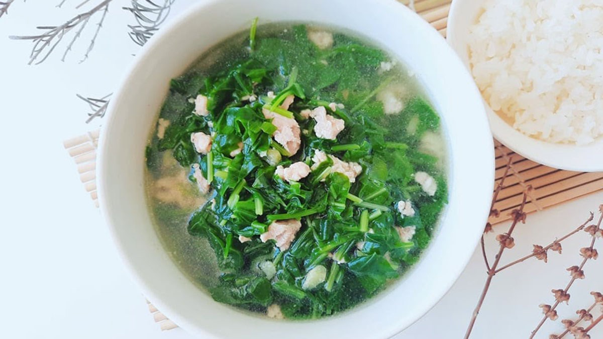 Canh cải bó xôi thịt heo bằm