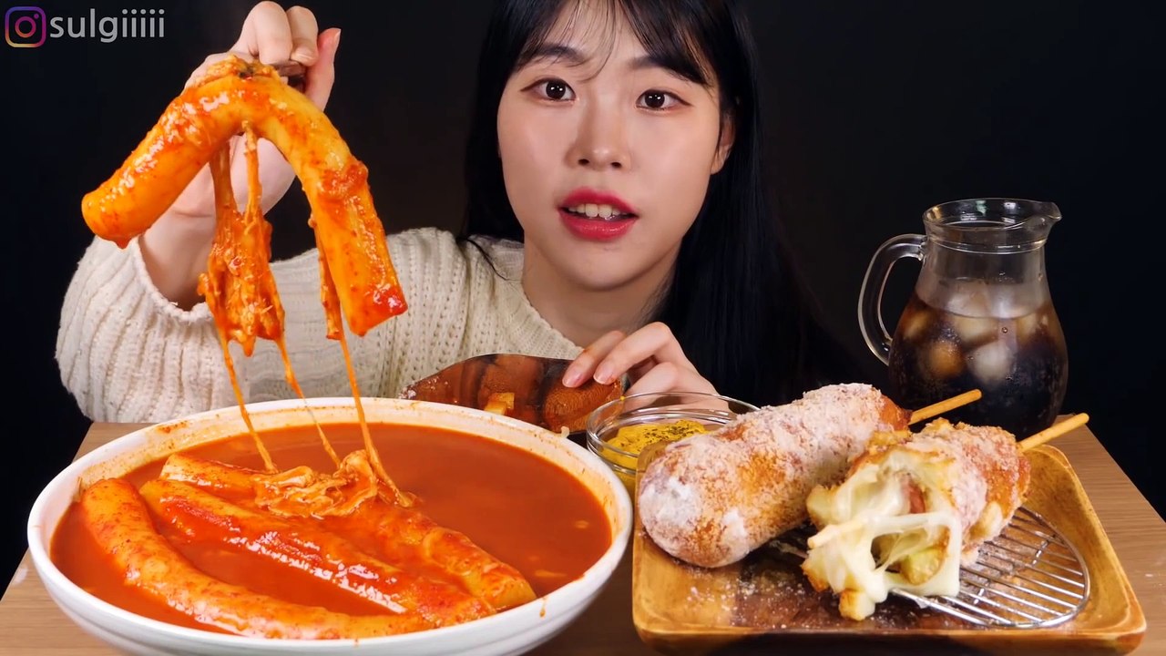 sở thích xem mukbang